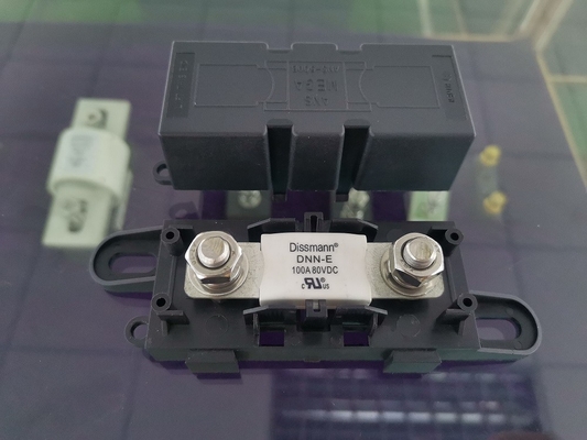 O tipo automotivo cerâmico fusível do parafuso 32VDC, 58VDC 80VDC aparafusou fusíveis