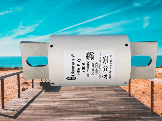 Projetado para fusível de alta tensão de pilha de carregamento EV, uso de fusível de cerâmica branca em ESS