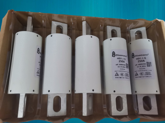 O TUV certificou o fornecedor do fusível da série de HEV em fusíveis automotivos cerâmicos de China