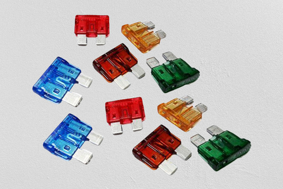 Fusíveis da baixa tensão 32VDC, 40 padrão do ampère Mini Blade Fuse ISO8820