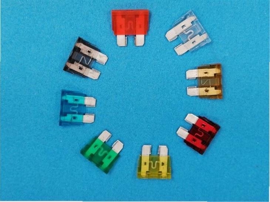 O veículo elétrico das relações fundíveis funde caminhões ligas de zinco dos carros de Tin Plating Plug In For