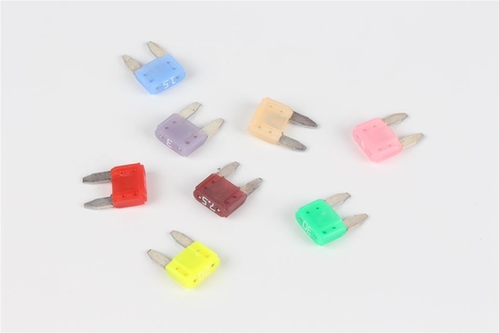 Madeira elétrica padrão Resettable Shell Material do UL de 500 ampères Mini Blade Fuse